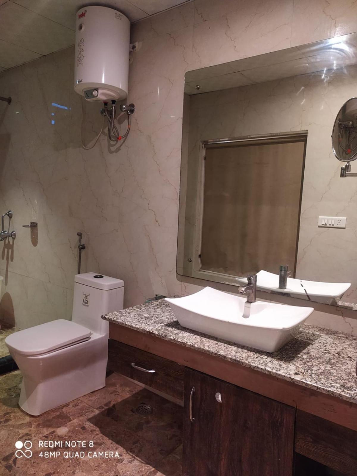 Airport Lotus 10 Minutes Delhi Aerocity Metro 4* New Delhi